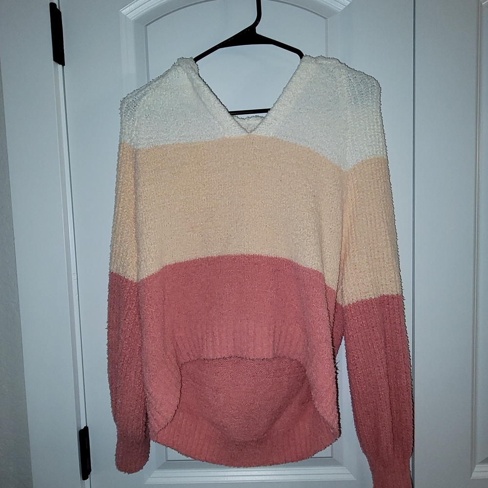 Colorblock Hooded Sweater - Picture 4 of 5